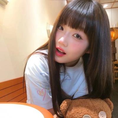 诺娜和埃斯特